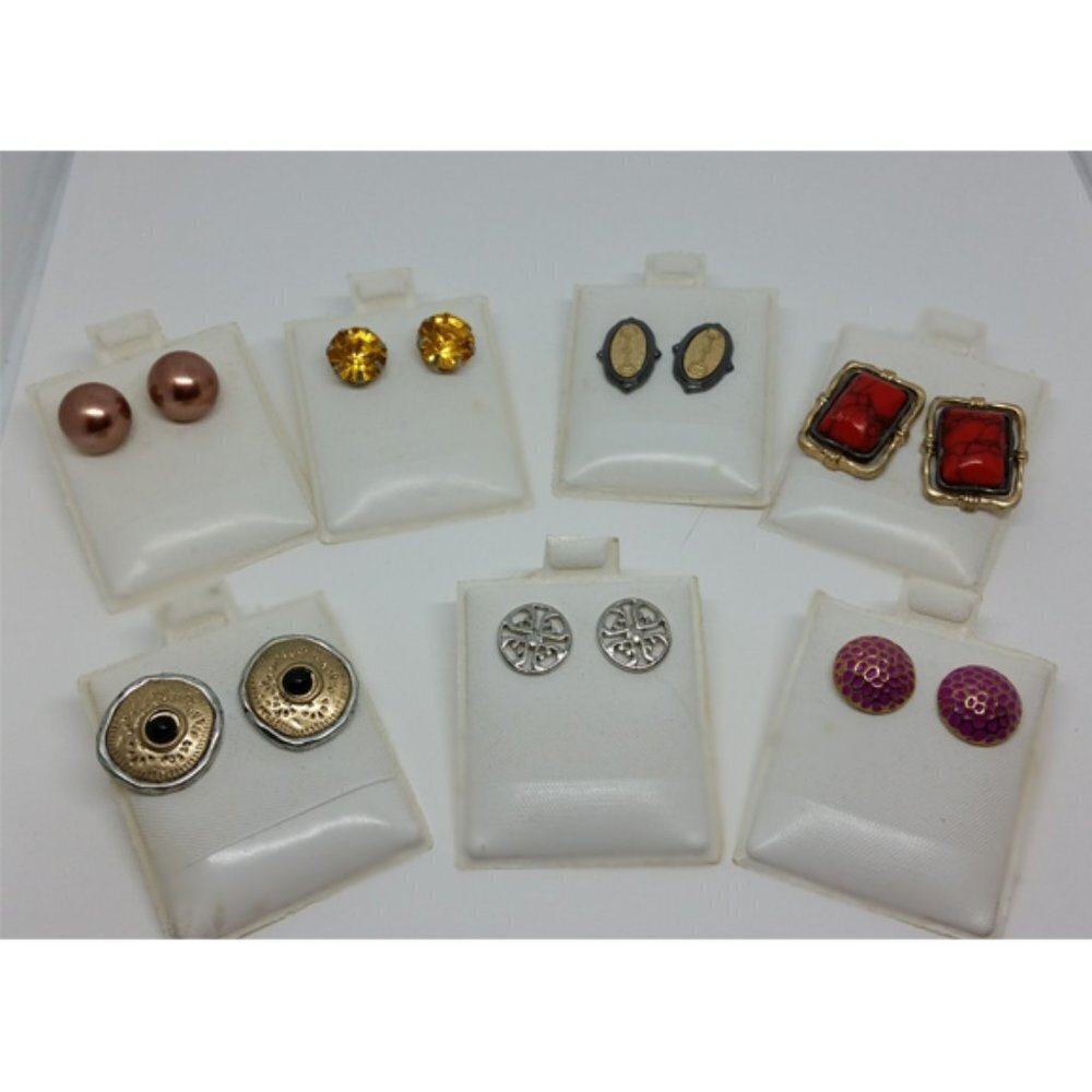 NEW old stock bundle lot 7 small post/stud earrings.